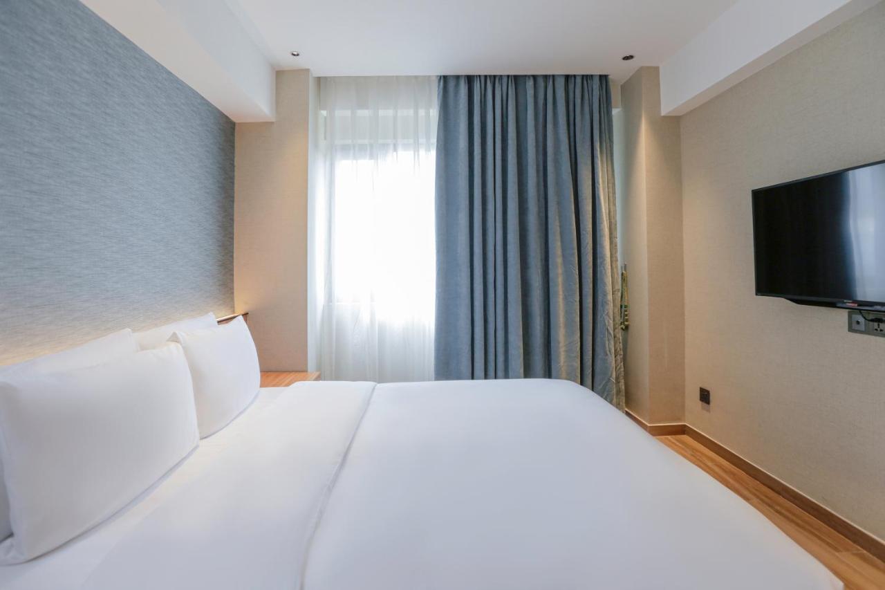 Hotel Casiana & Events Center Tagaytay Managed By Hii Tagaytay City Exterior photo